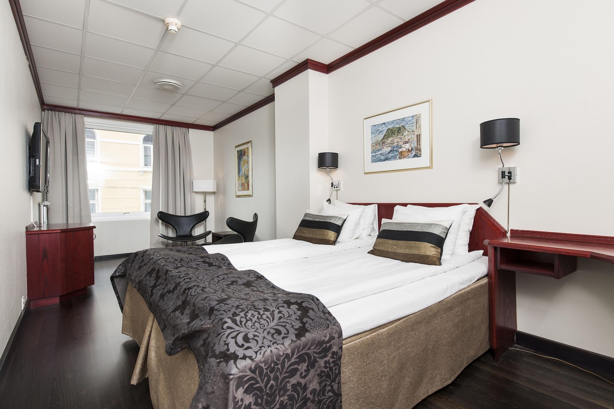 Four Monkeys 4* Ålesund